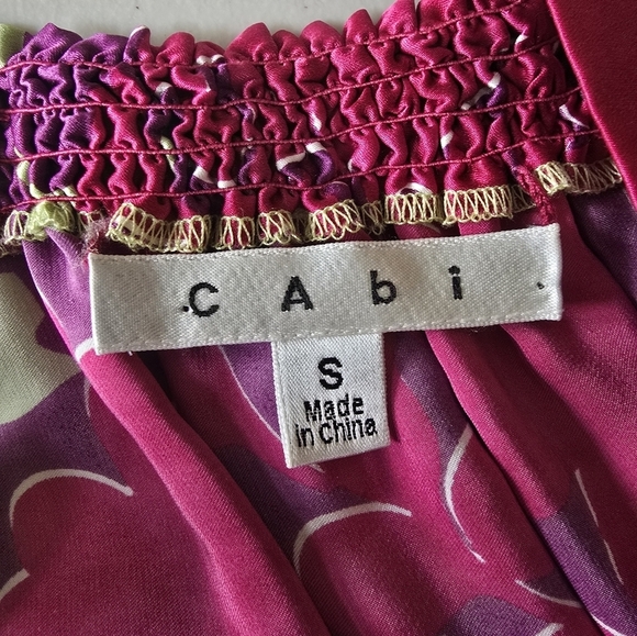 CAbi Silk Pink And Green Floral Blouse Womens Size S. - Picture 5 of 7